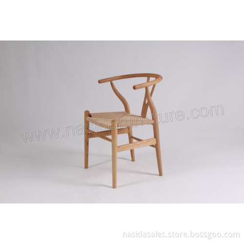 Wishbone Chair/Y-Chair